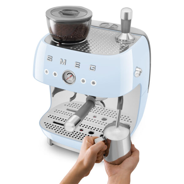 Cafetera Espresso Smeg Italiana C/ Molinillo 220 Volts Celeste - Imagen 6