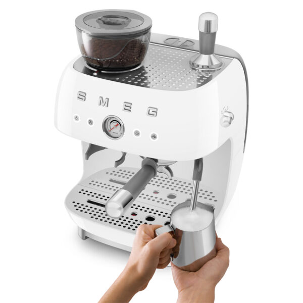 Cafetera Espresso Smeg Italiana C/ Molinillo 220 Volts Blanco - Imagen 5